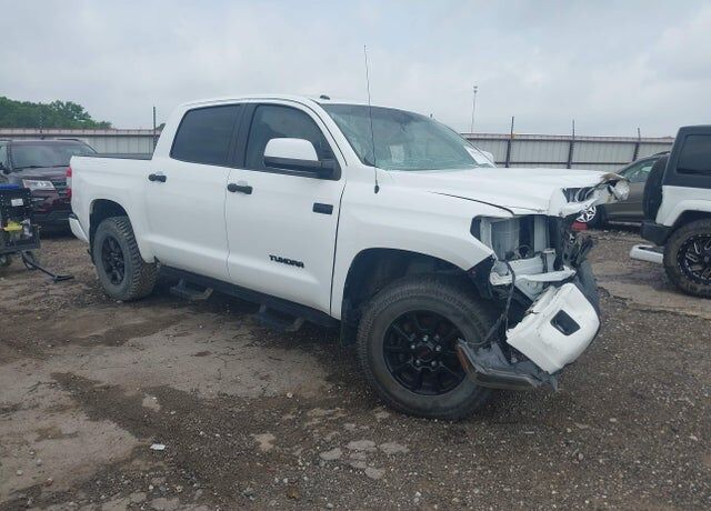 2016 TOYOTA Tundra