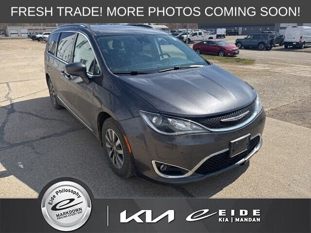 2020 CHRYSLER Pacifica