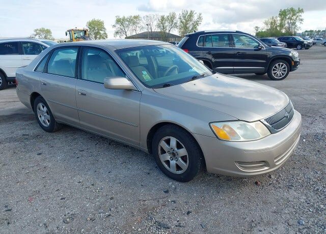 2002 TOYOTA Avalon
