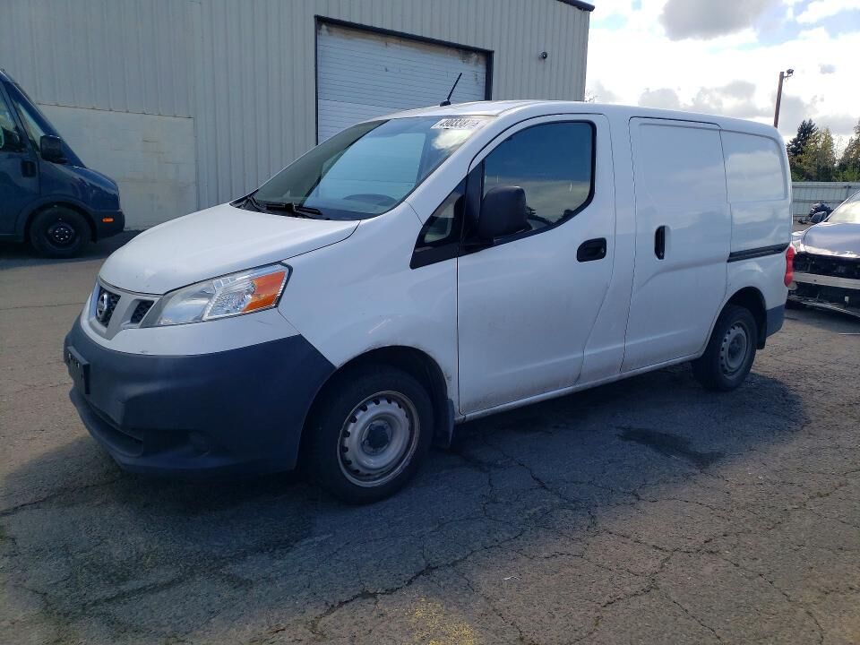 2015 NISSAN NV200