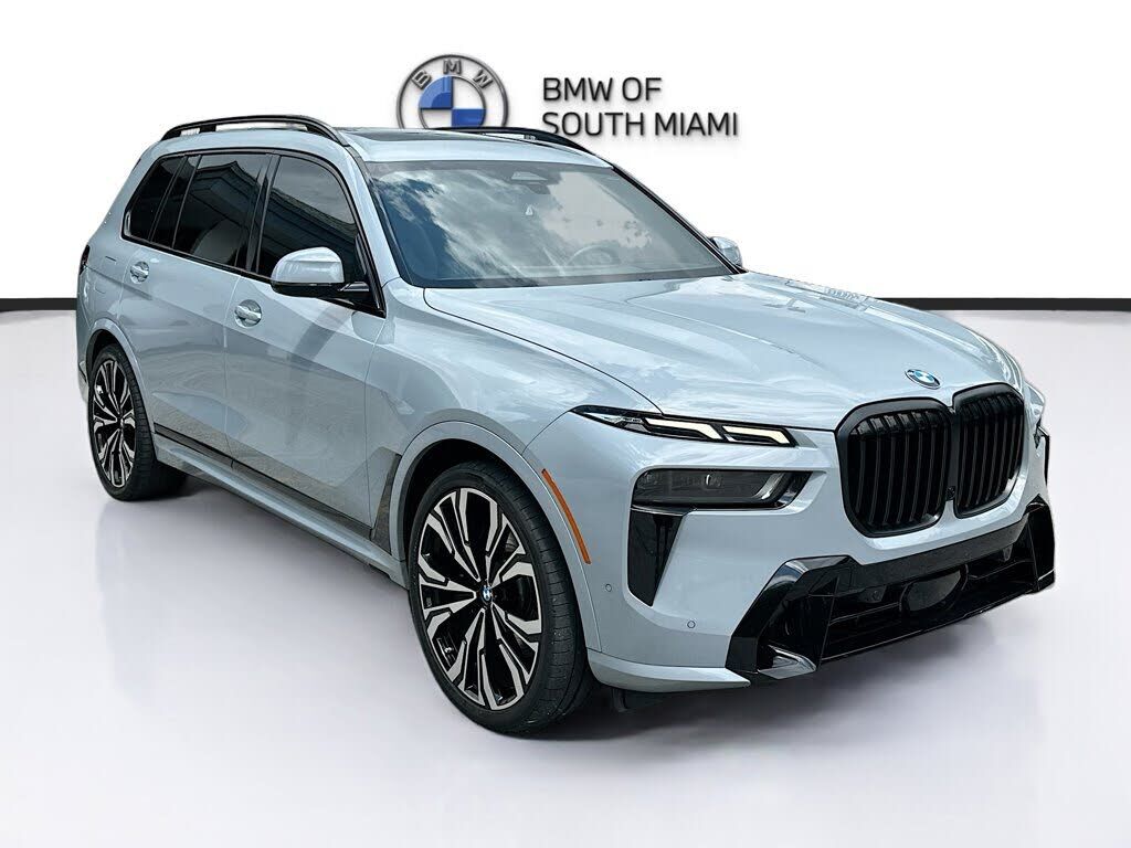 2023 BMW X7