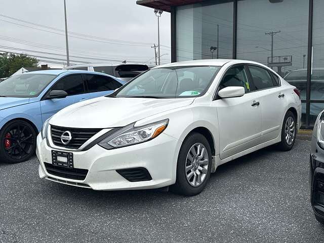 2017 NISSAN Altima
