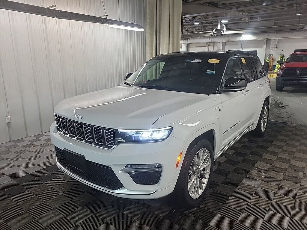 2023 JEEP Grand Cherokee