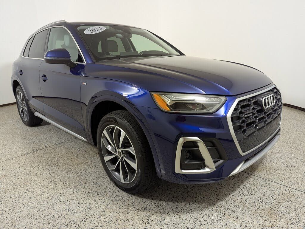 2023 AUDI Q5