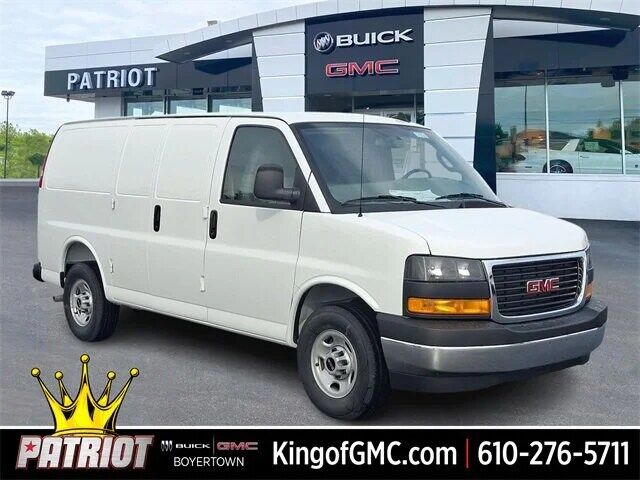 2025 GMC Savana