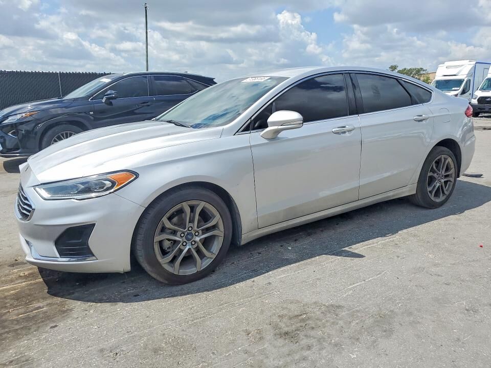 2019 FORD Fusion