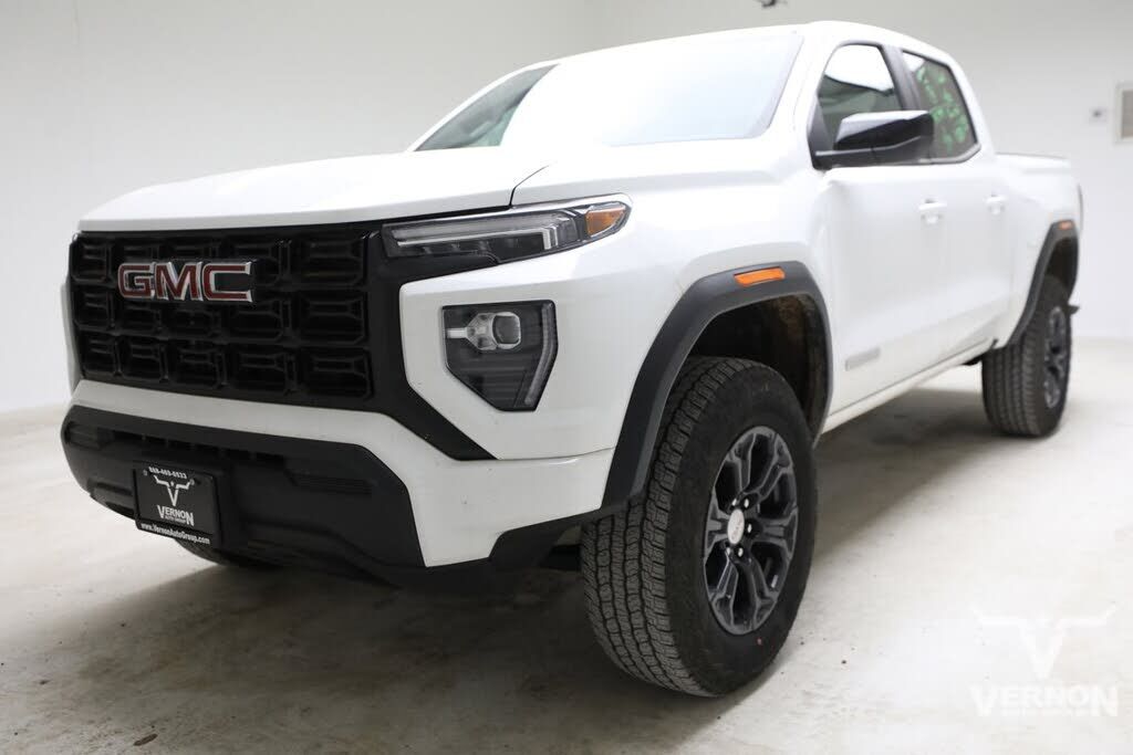 2024 GMC Canyon