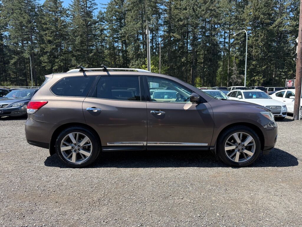 2015 NISSAN Pathfinder