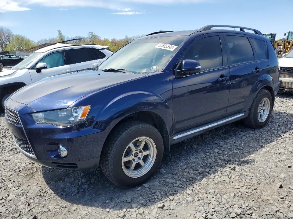 2013 MITSUBISHI Outlander