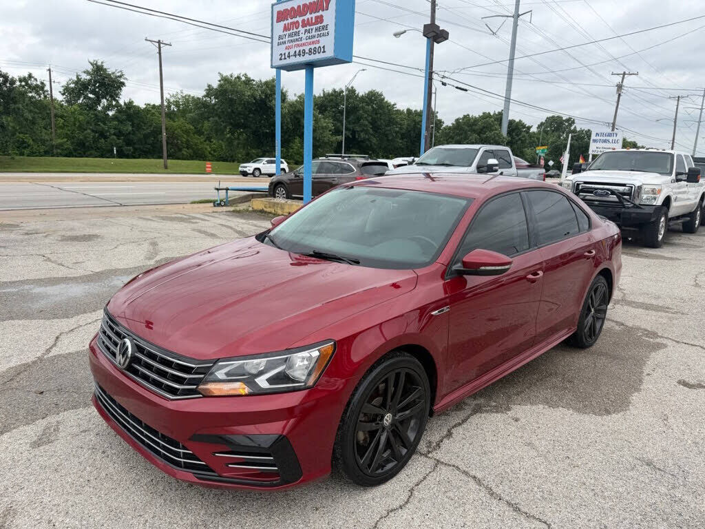 2018 VOLKSWAGEN Passat
