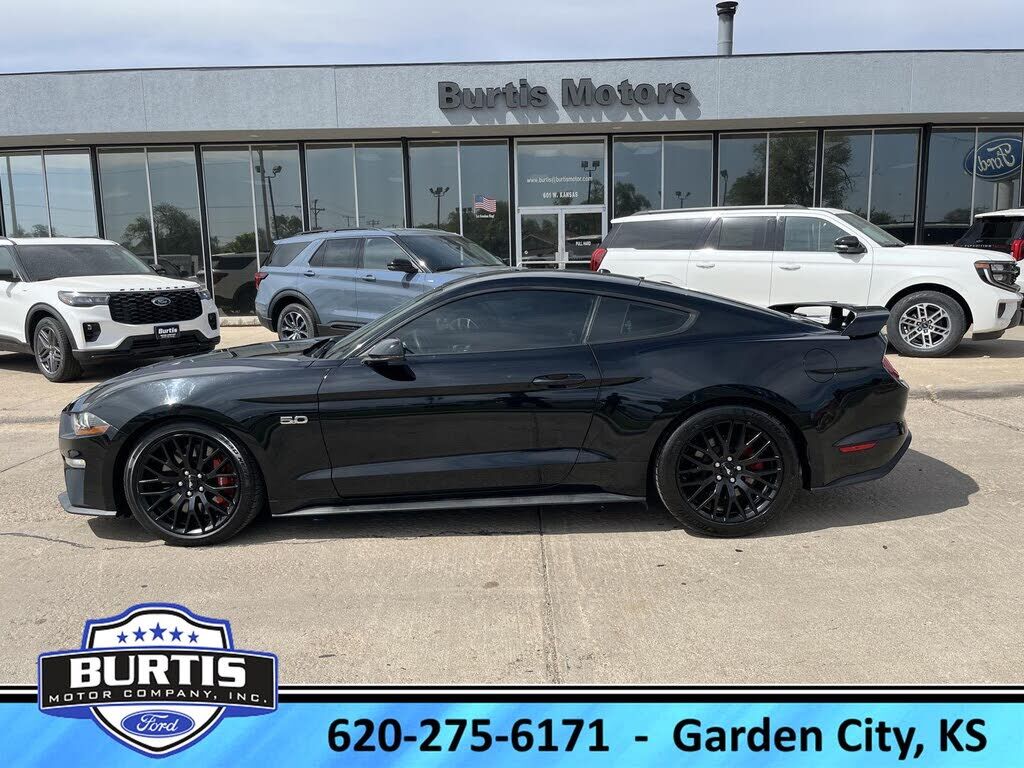 2019 FORD Mustang