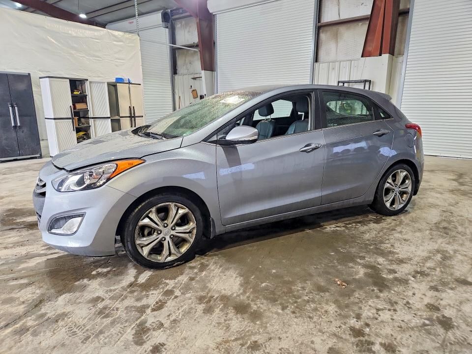 2014 HYUNDAI Elantra