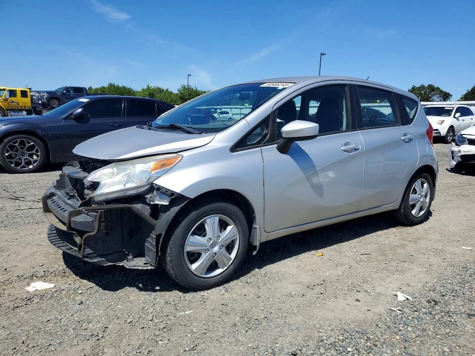 2015 NISSAN Versa