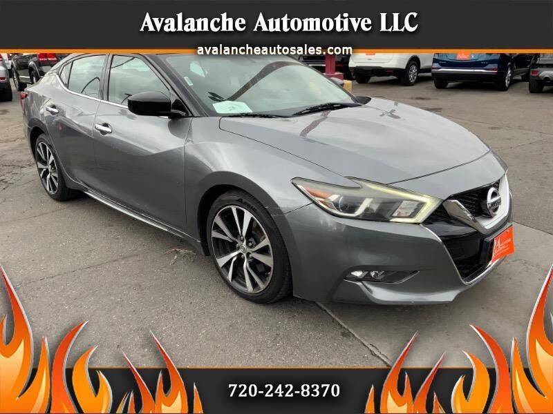 2017 NISSAN Maxima