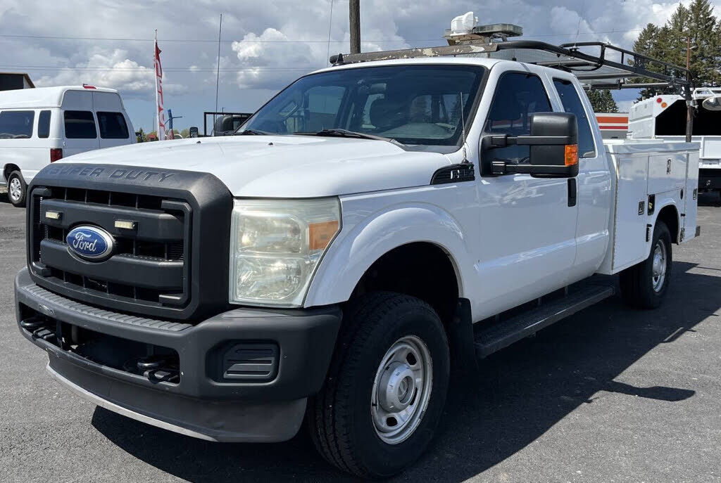 2011 FORD F-350