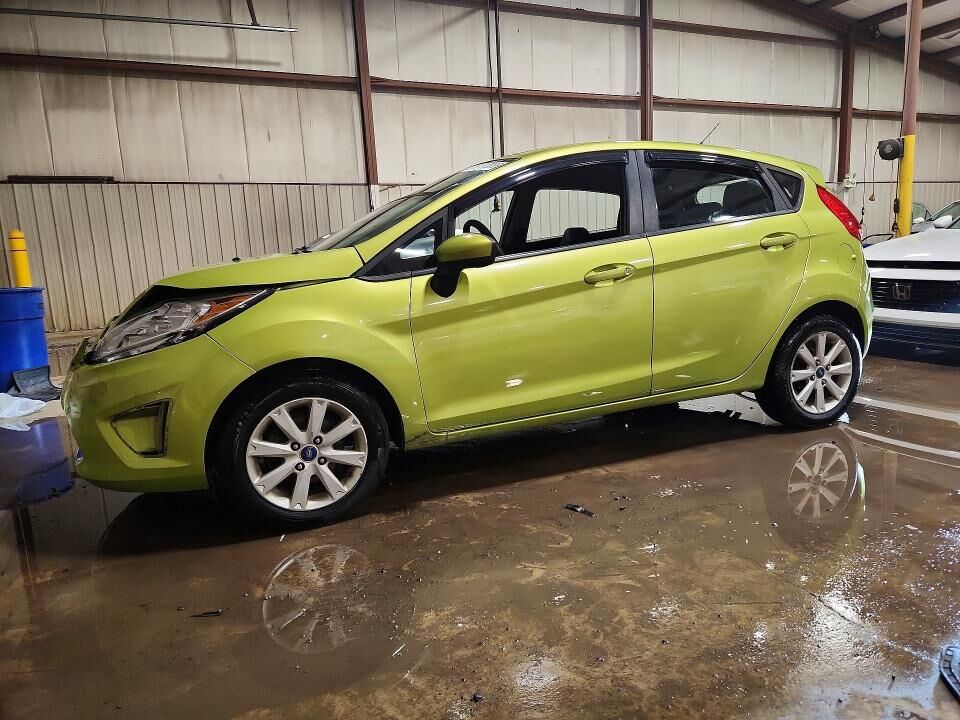 2012 FORD Fiesta