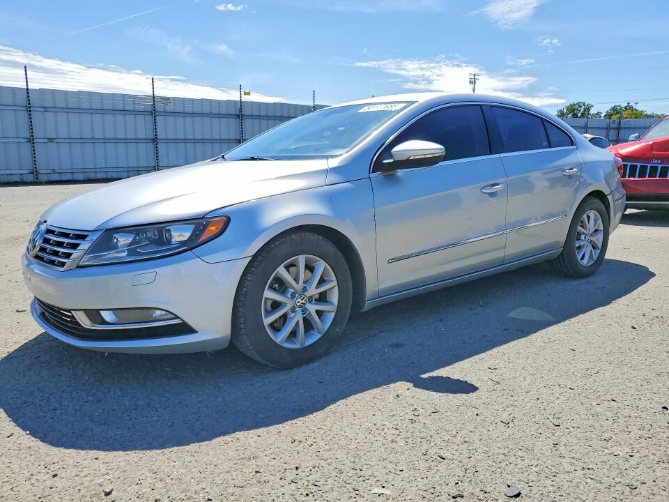 2013 VOLKSWAGEN Passat