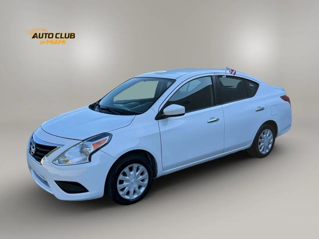 2019 NISSAN Versa