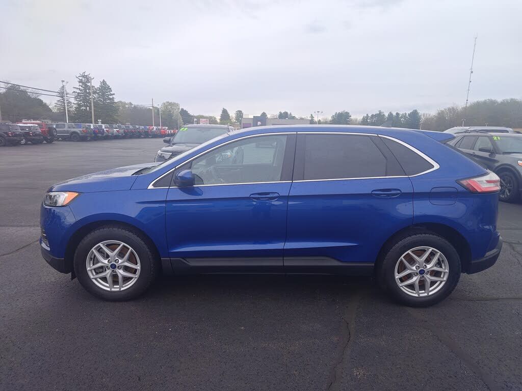 2022 FORD Edge