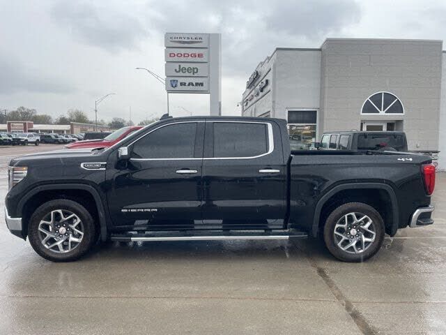 2024 GMC Sierra
