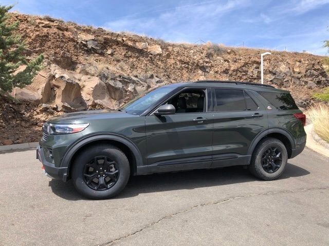 2022 FORD Explorer