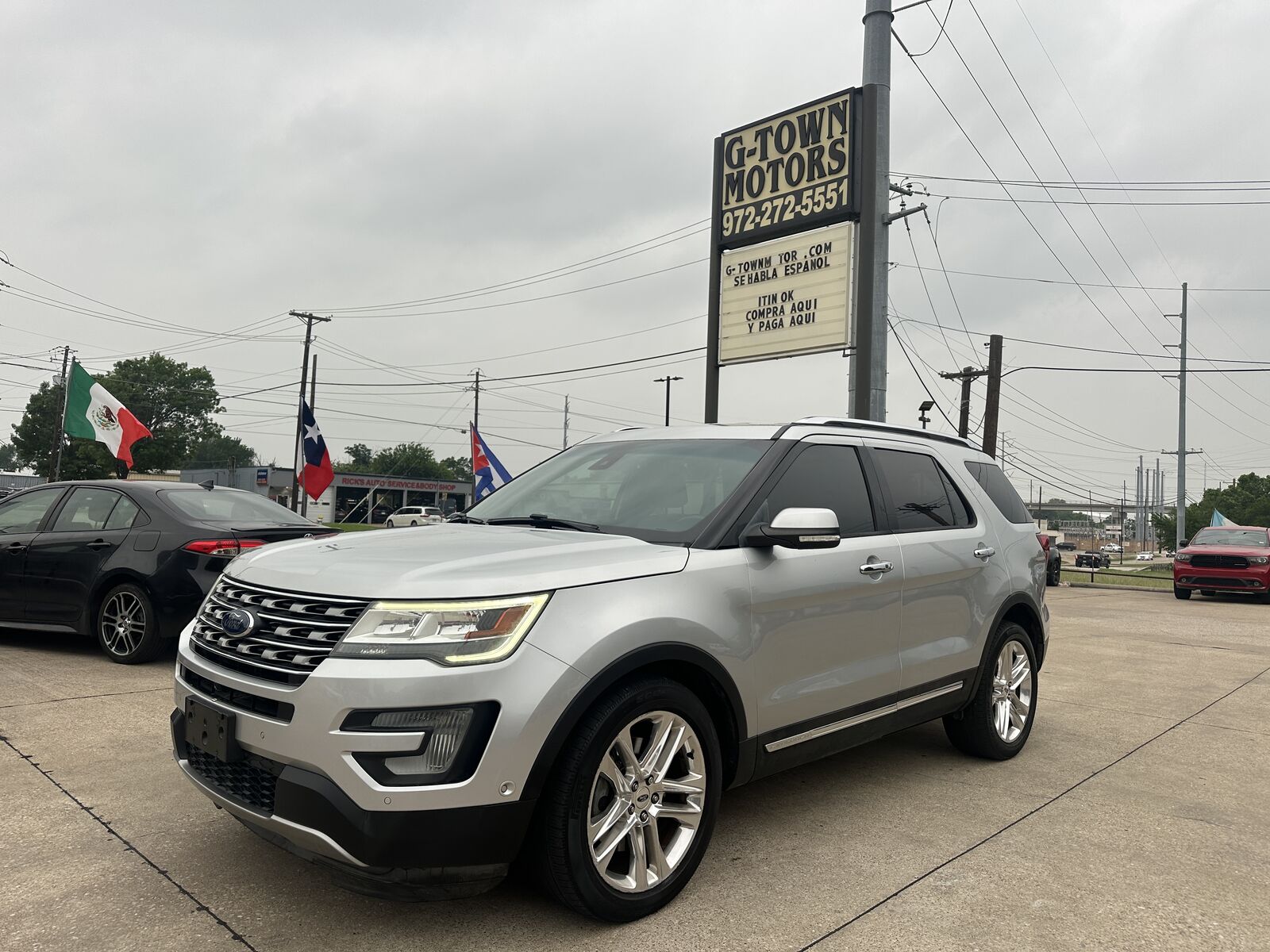 2017 FORD Explorer
