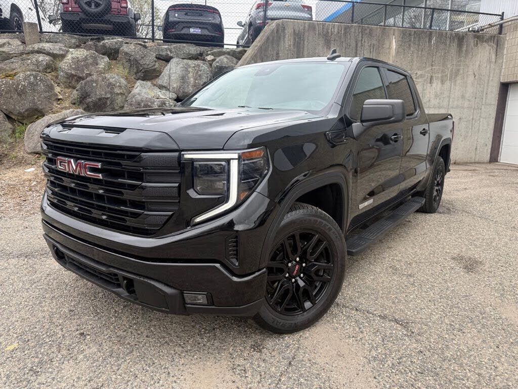 2023 GMC Sierra