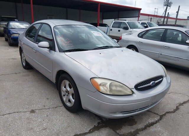 2001 FORD Taurus