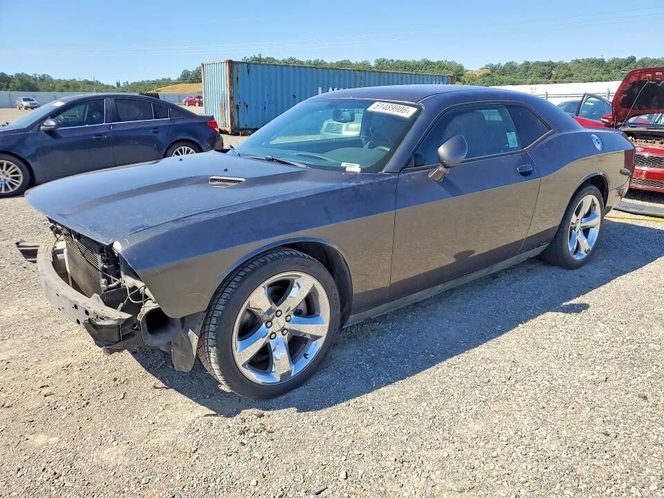 2013 DODGE Challenger