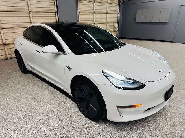 2020 TESLA Model 3