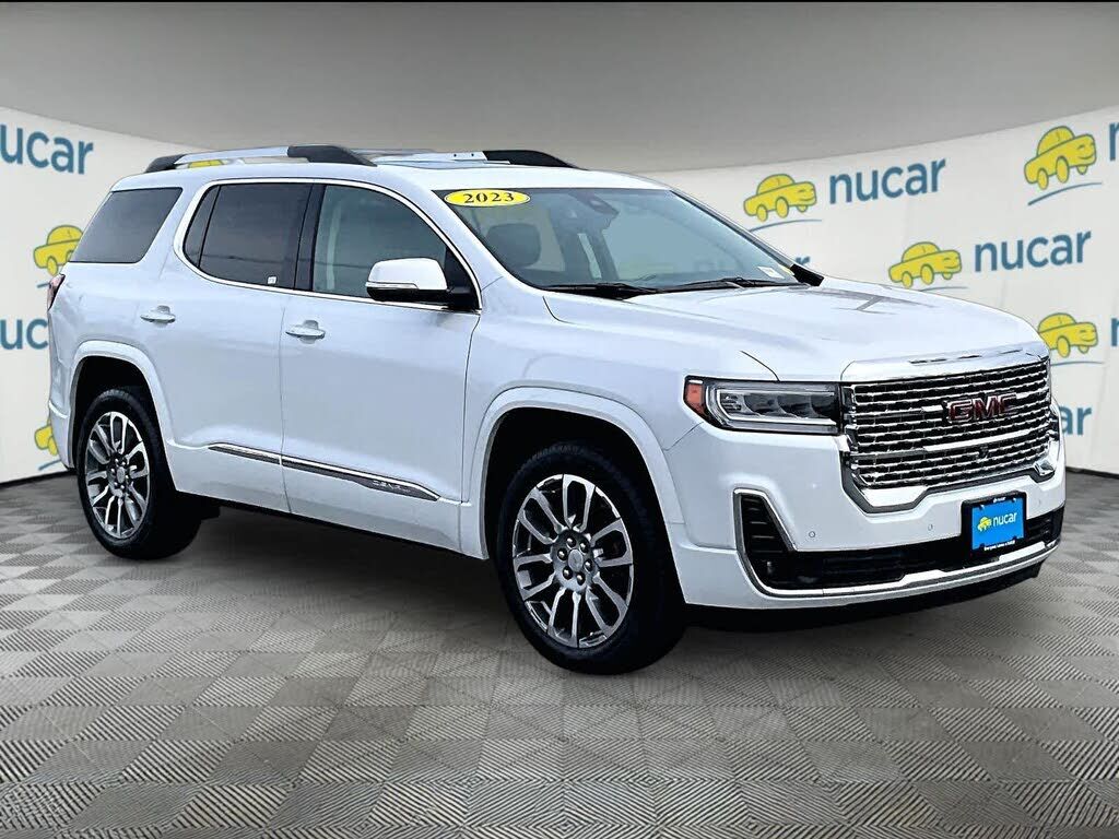2023 GMC Acadia