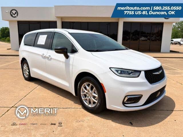 2024 CHRYSLER Pacifica