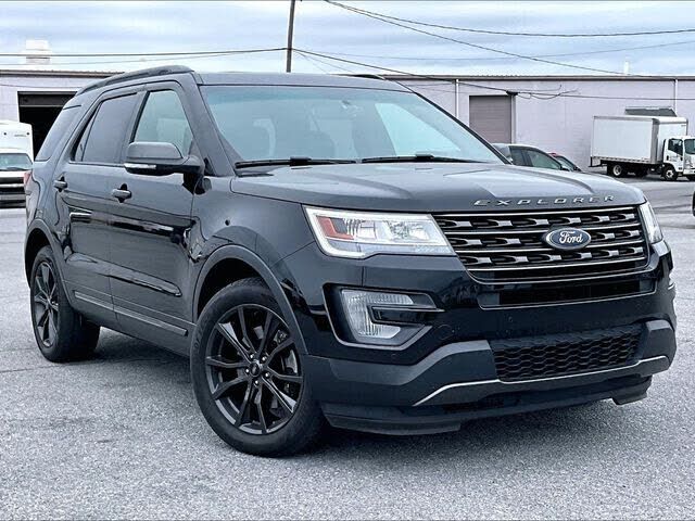 2017 FORD Explorer
