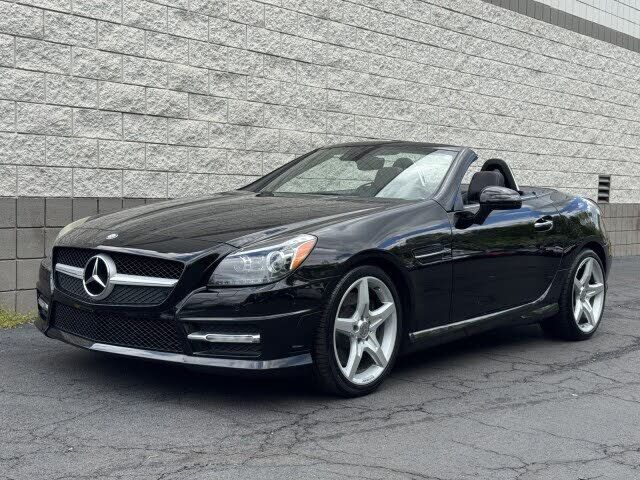 2013 MERCEDES-BENZ SLK-Class