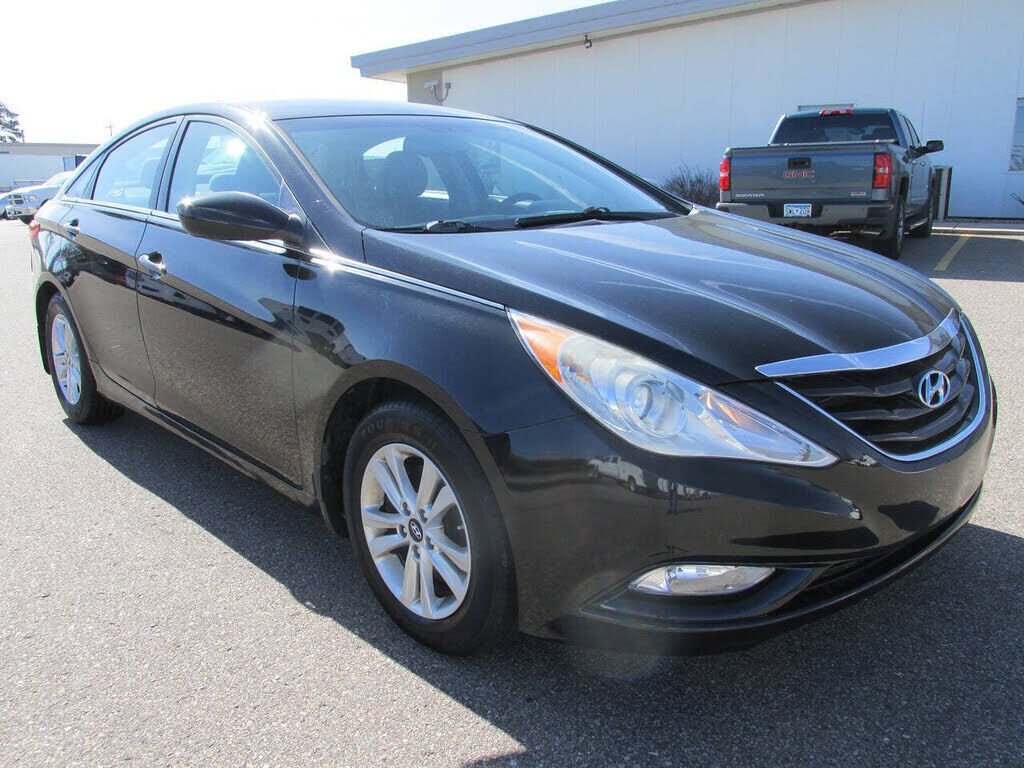 2013 HYUNDAI Sonata