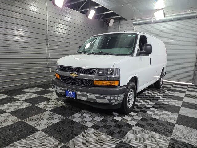 2020 CHEVROLET Express