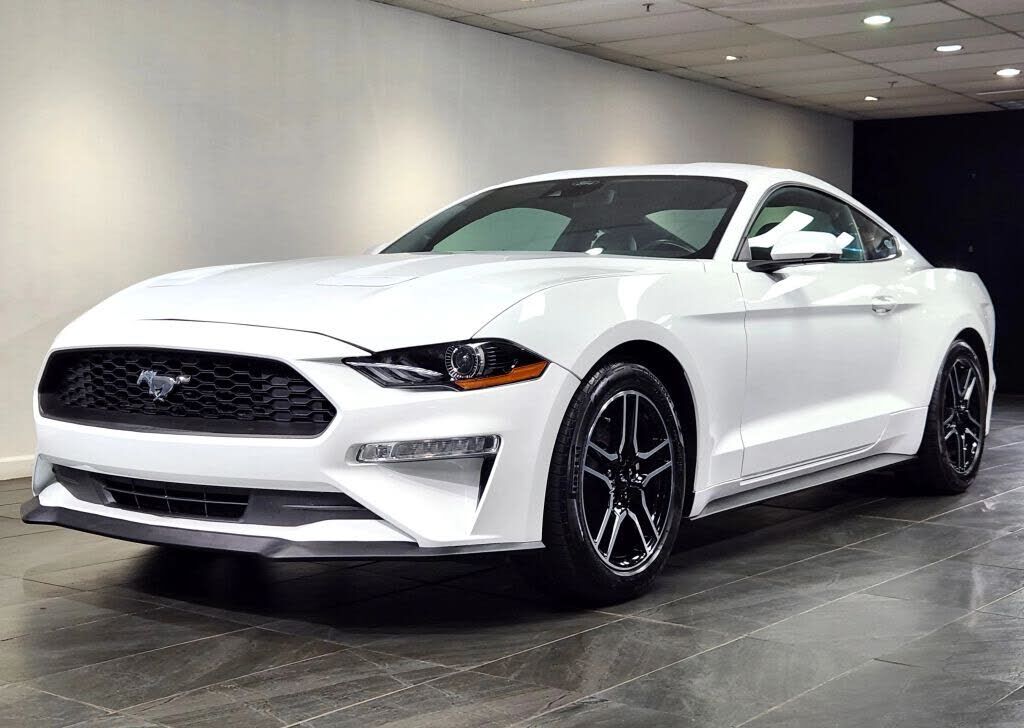 2021 FORD Mustang