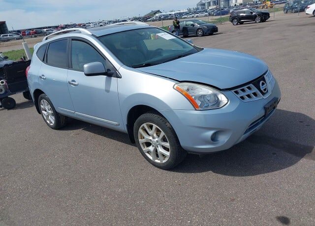 2011 NISSAN Rogue