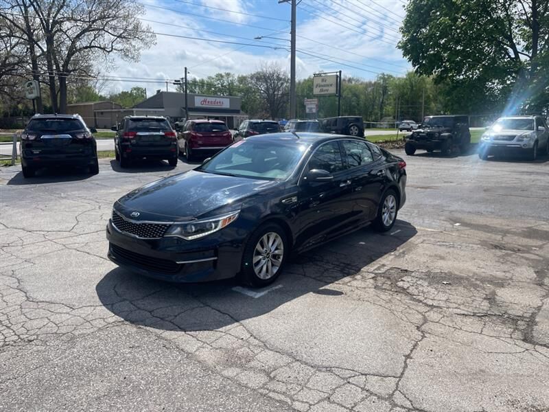 2017 KIA Optima