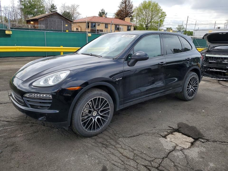 2011 PORSCHE Cayenne