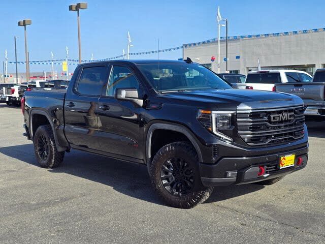 2023 GMC Sierra