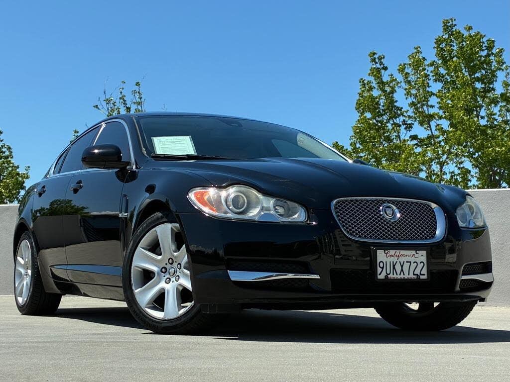 2010 JAGUAR XF