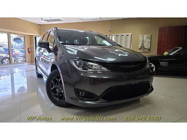 2019 CHRYSLER Pacifica