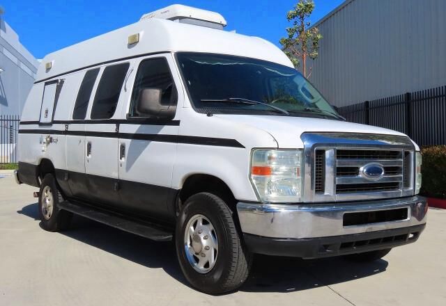 2008 FORD E-350