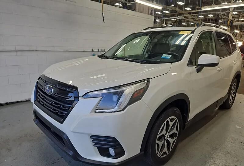 2023 SUBARU Forester