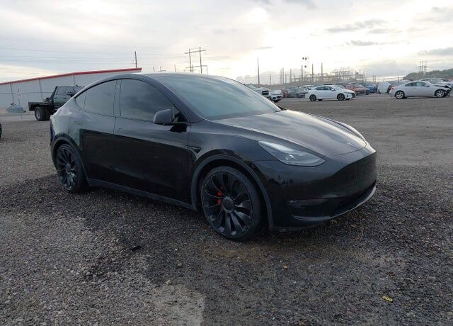 2022 TESLA Model Y