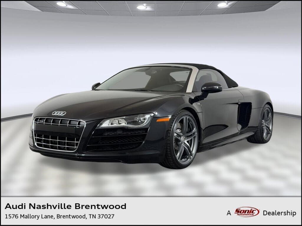2012 AUDI R8