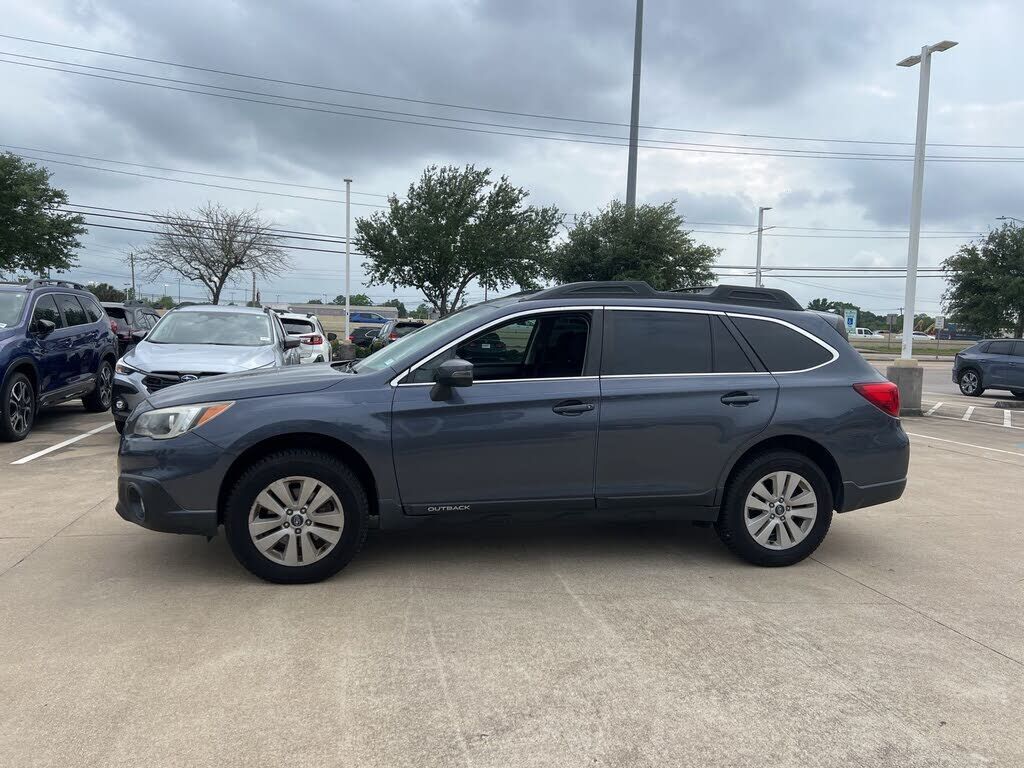 2017 SUBARU Outback