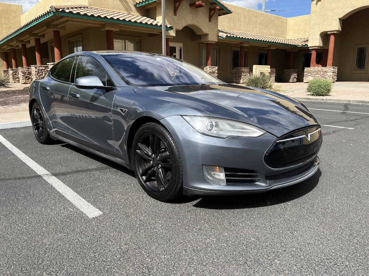 2013 TESLA Model S