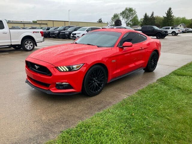 2017 FORD Mustang